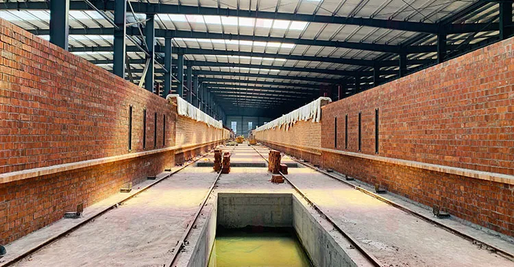 Forno a galleria per la cottura di mattoni e ceramiche e piastrelle con controllo automatico della temperatura e elevata efficienza termica 3